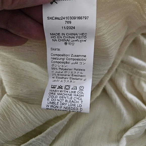 SHEIN Cream with Black Trim Skirt Set. Size XL - Picture 7 of 8